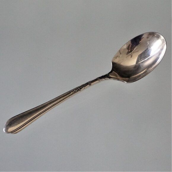 Tudor Plate Oneida Community Sugar Spoon 1932 June Nursery Pattern Silverplate - Picture 3 of 7